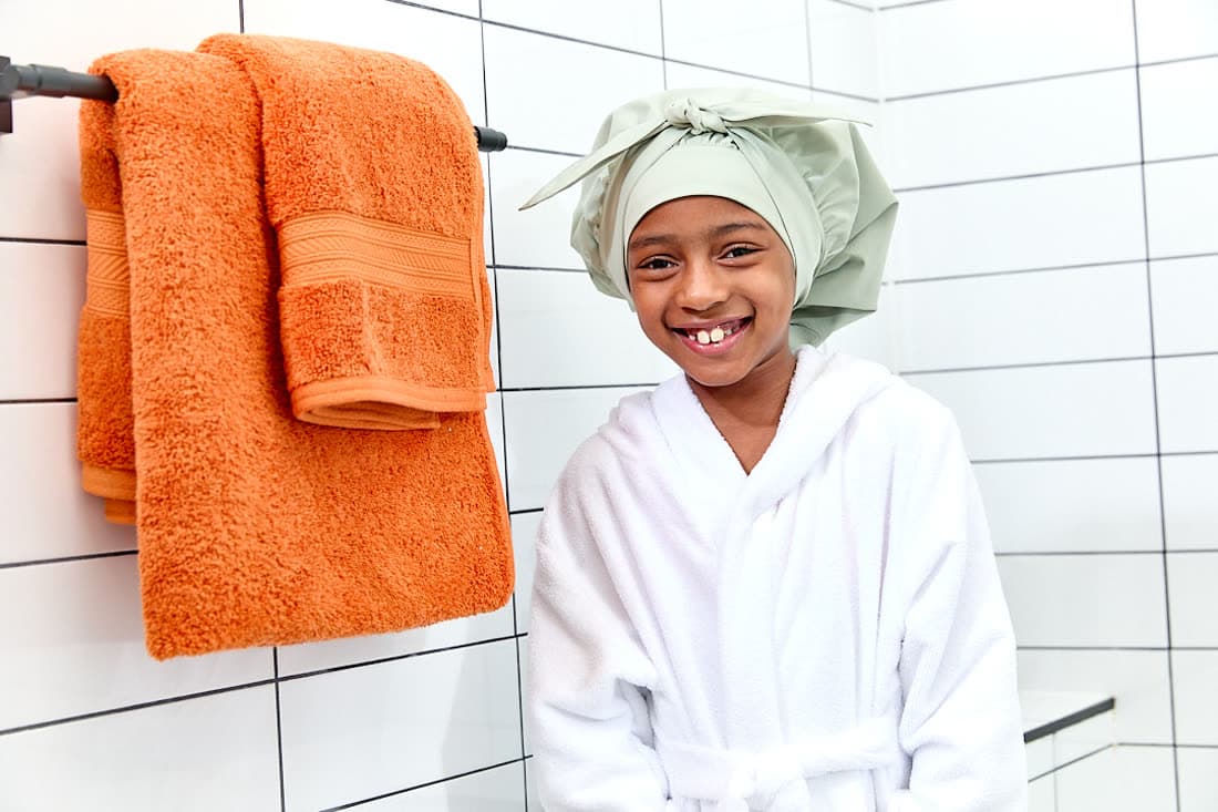 Kids Shower Bonnet in Paprika